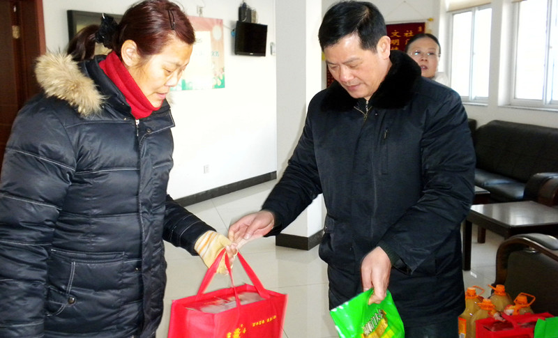 春节慰问.jpg
